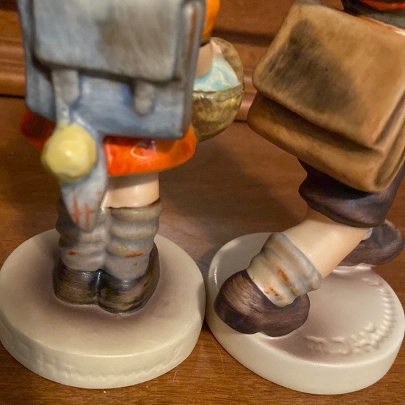 COPY   🧡TM5 Hummel ‘School Girl’ #81 2/0 and ‘School Boy’ #82 2/0 - Picture 5 of 7